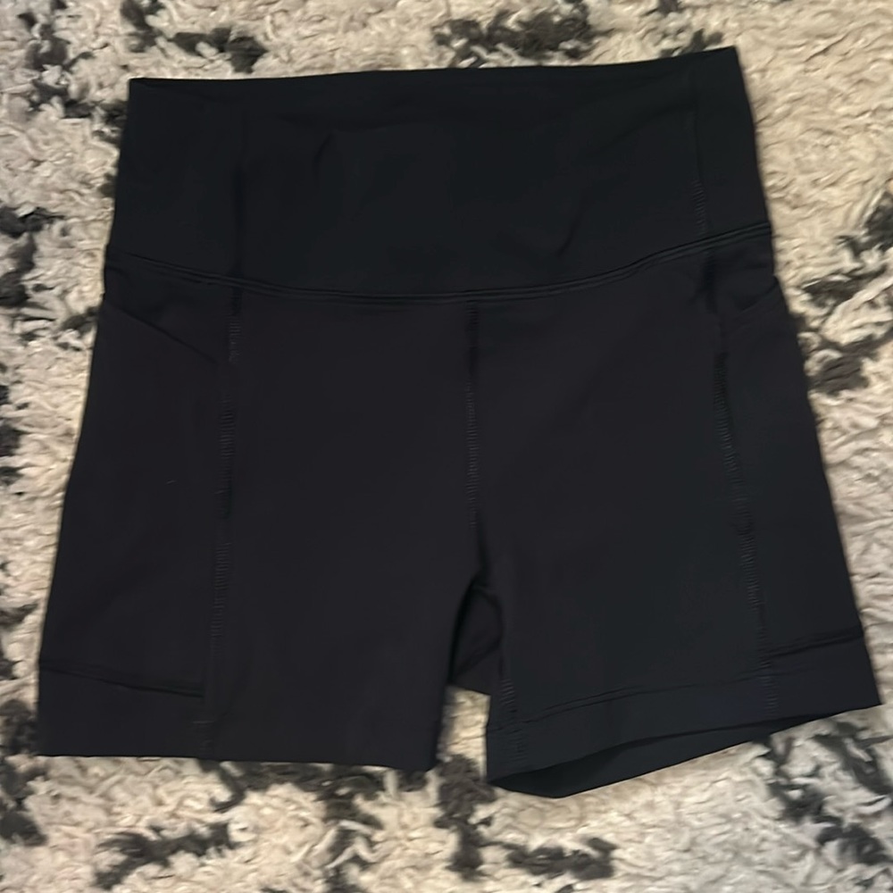 Outdoor Voices Superform 3.5 in Short